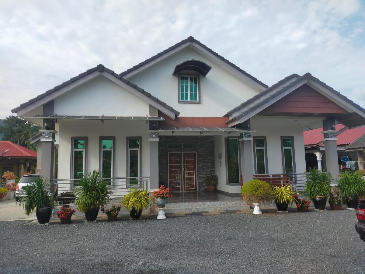 Oyo Home 90388 Homestay Masha Langkawi Buitenkant foto