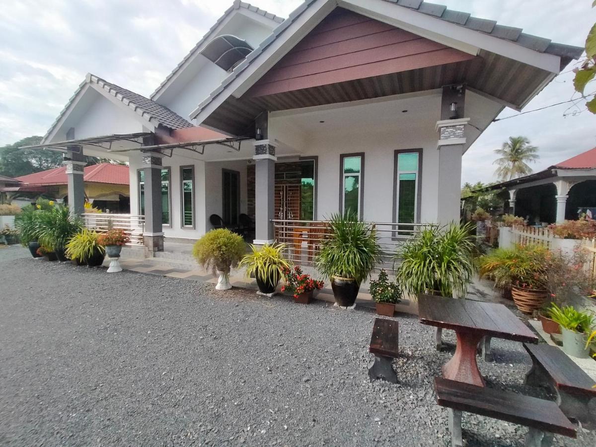 Oyo Home 90388 Homestay Masha Langkawi Buitenkant foto